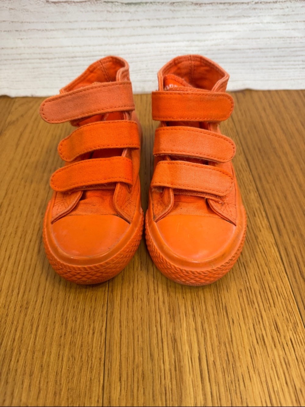 Opoee Keds Kids Orange High-Top Sneakers size 26 or 9.5/10 Toddler